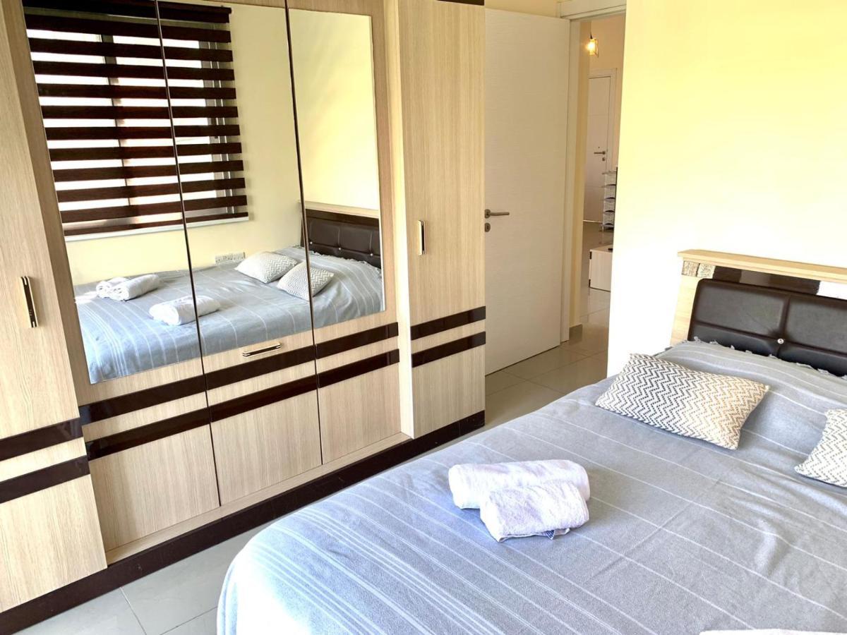 Amazing Two-Bedroom Apartment In Residence Lukomorye D1 With Private Garden Karavas  Dış mekan fotoğraf